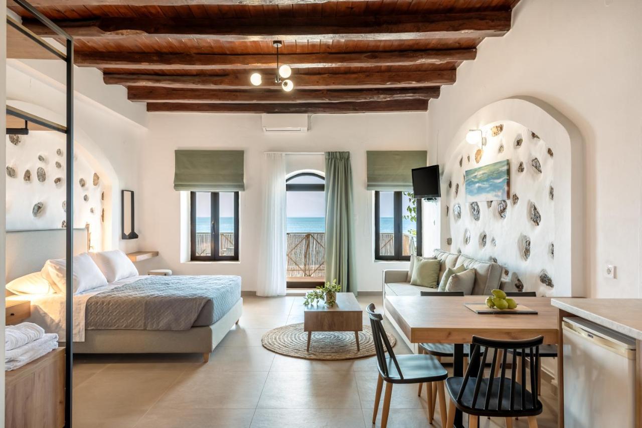 Superb Apartments Kriaras Sea View In Sfakia Khóra Sfakíon Zewnętrze zdjęcie