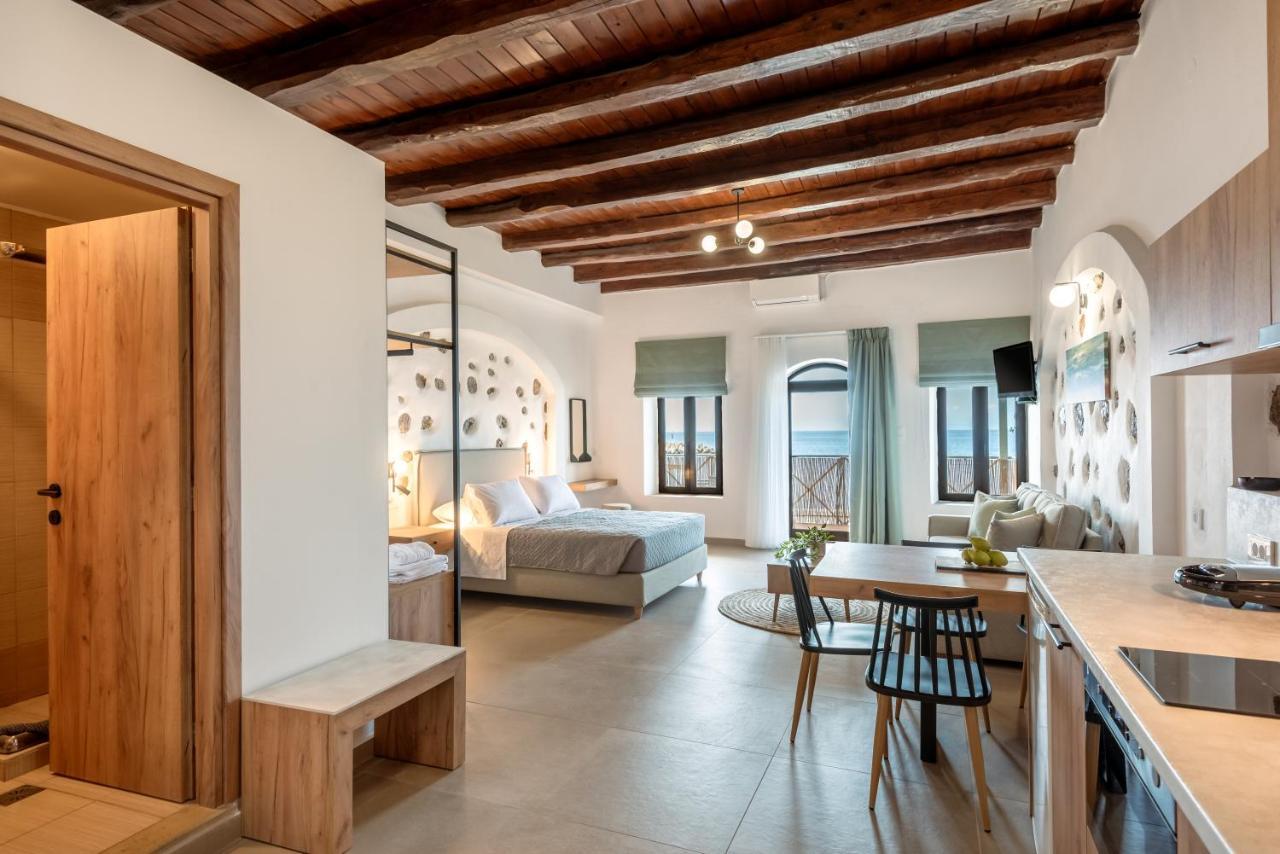 Superb Apartments Kriaras Sea View In Sfakia Khóra Sfakíon Zewnętrze zdjęcie
