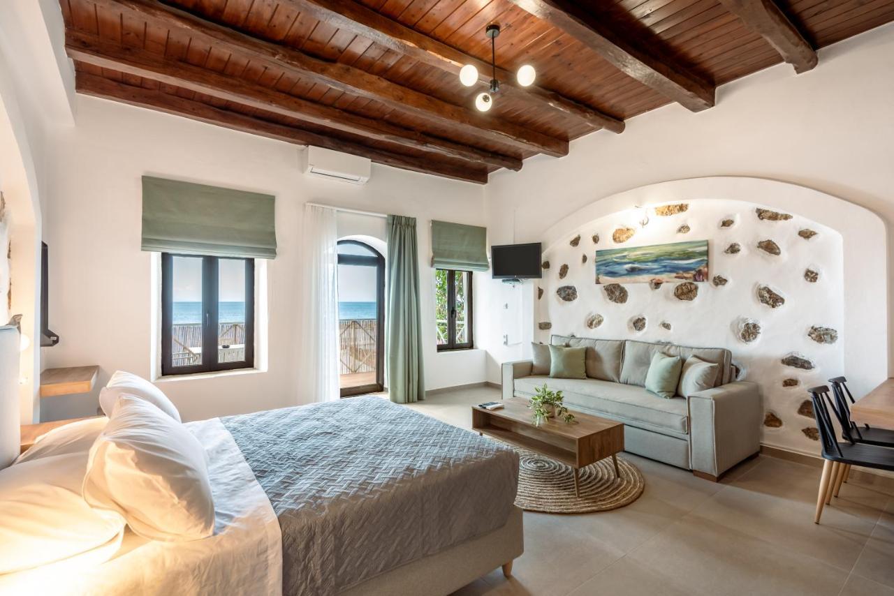 Superb Apartments Kriaras Sea View In Sfakia Khóra Sfakíon Zewnętrze zdjęcie